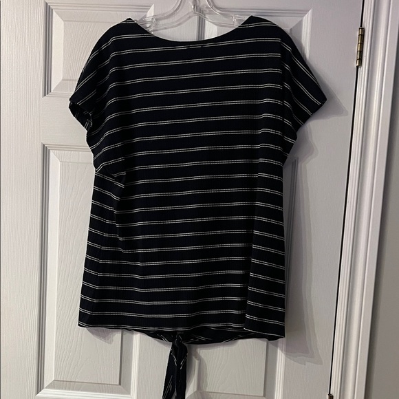 Jones New York Navy and White Striped Blouse - Picture 3 of 4